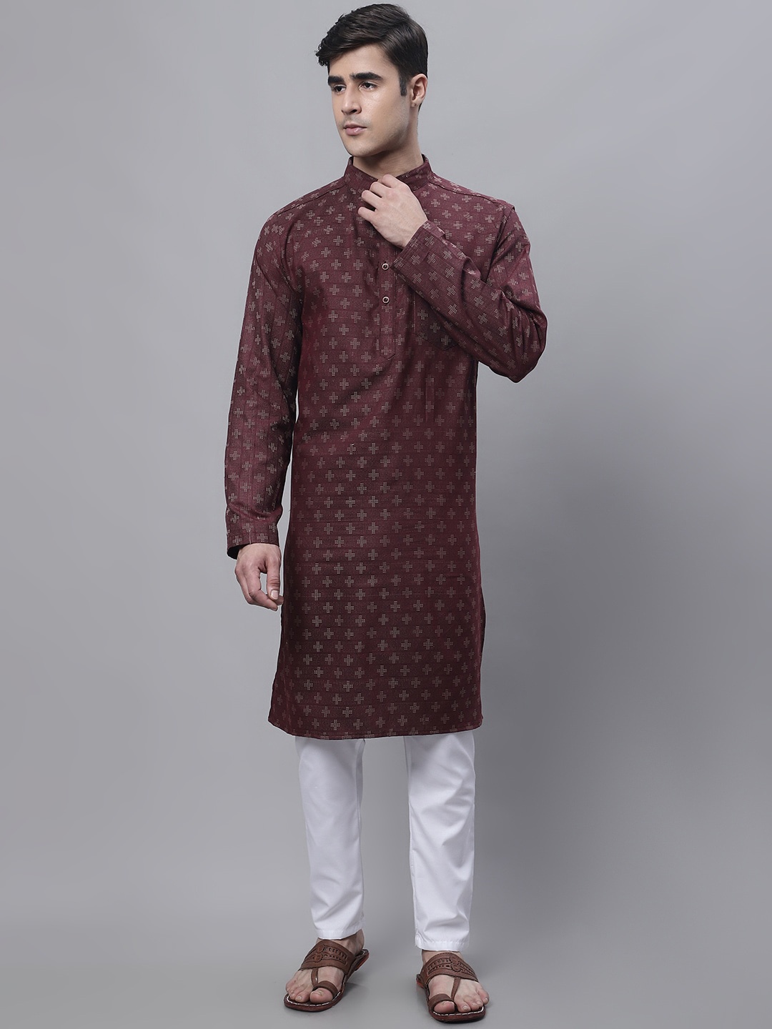 

Enchanted Drapes Woven Design Mandarin Collar Pure Cotton Kurta, Maroon