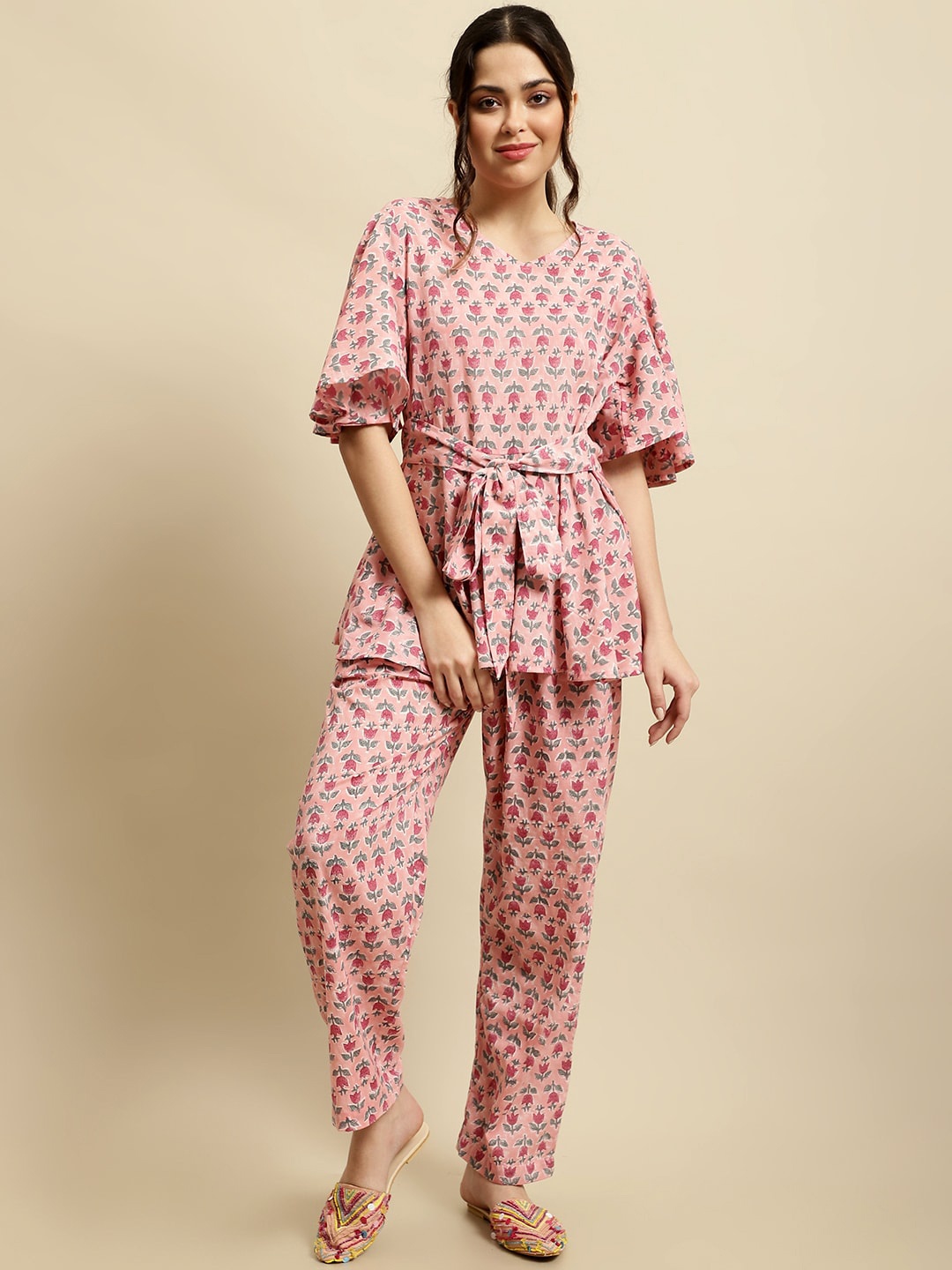 

Secret Wish Handblock Floral Printed Pure Cotton Night Suit, Pink