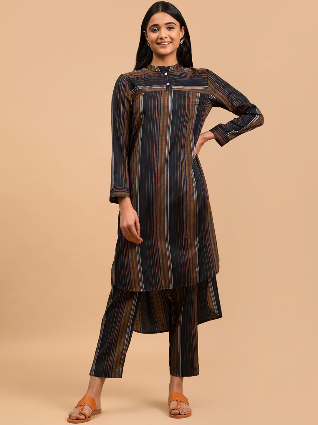

Pink Fort Striped Mandarin Collar Pure Cotton Kurta, Black