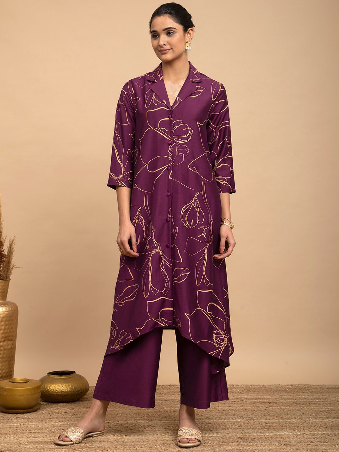 

Pink Fort Shirt Collar Asymmetric Floral Foil Printed Kurta with Palazzos, Burgundy