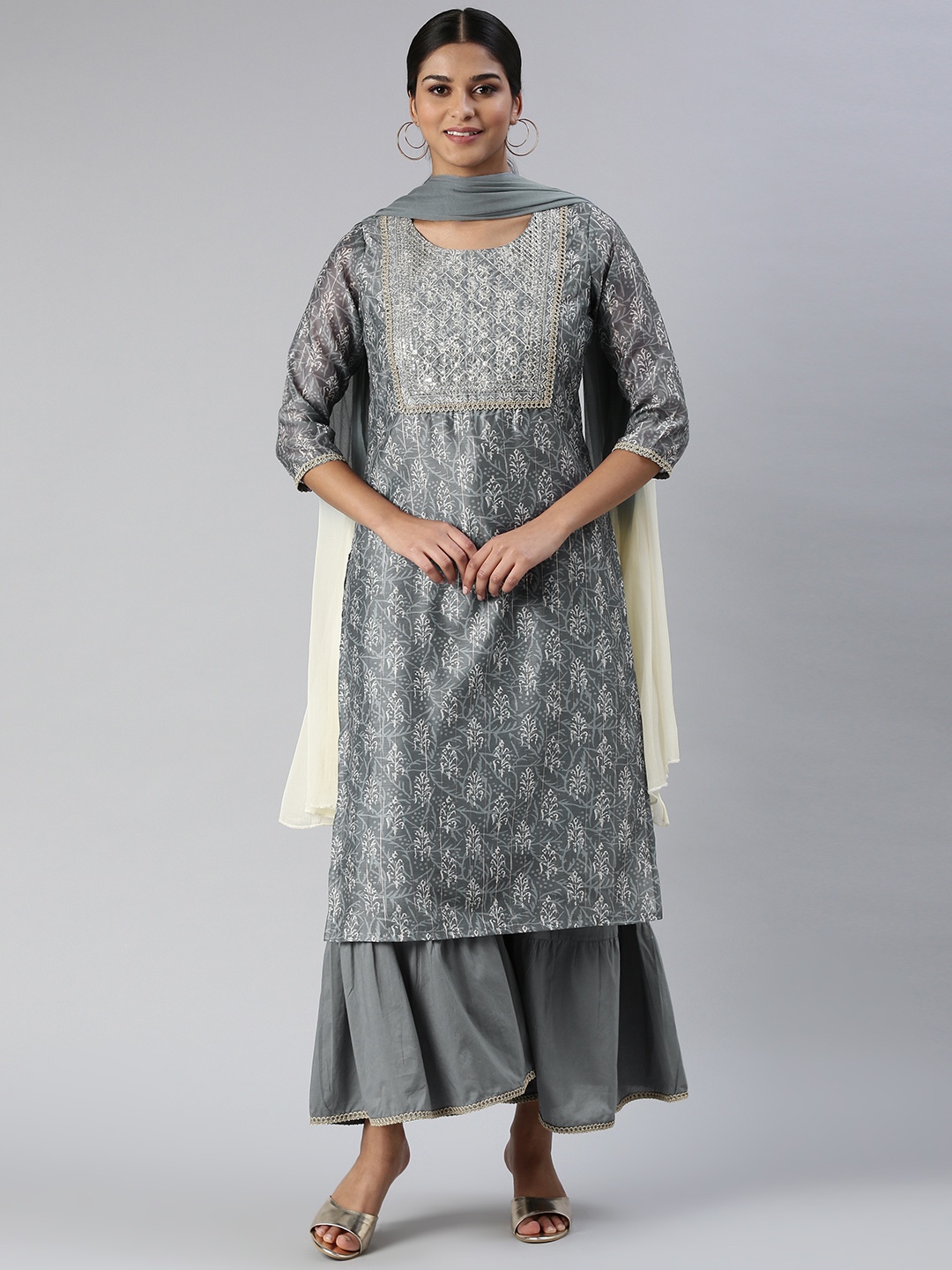 

JAIPUR PRIME Ethnic Motifs Yoke Design Sequinned Kurta With Sharara & Dupatta, Grey
