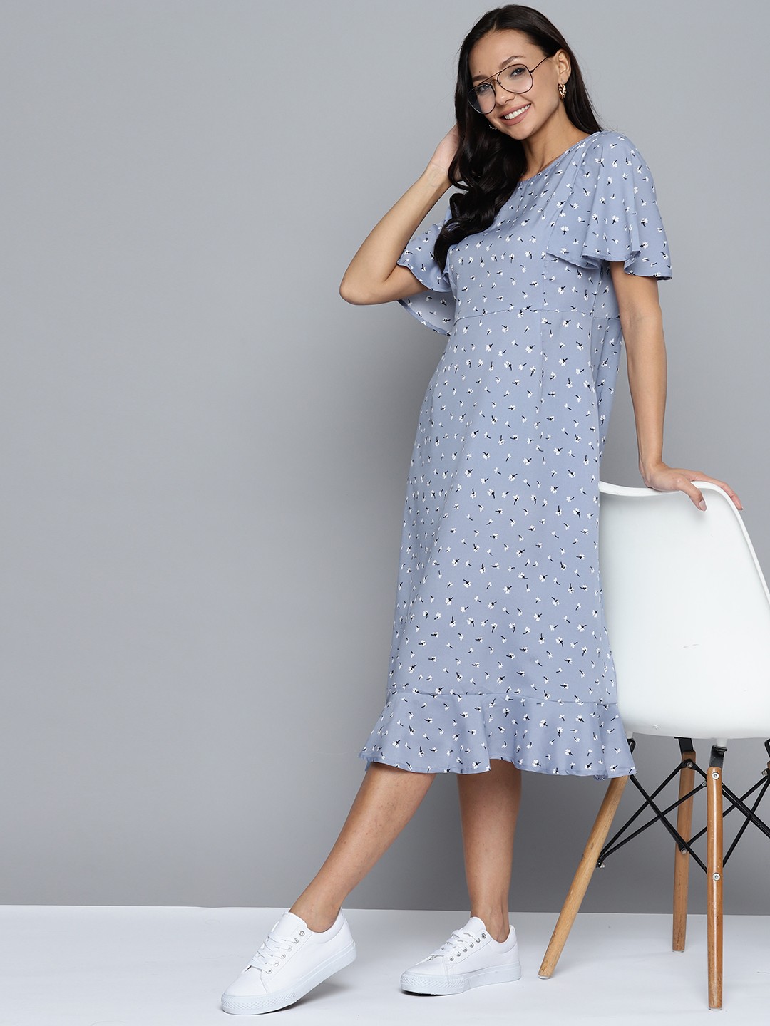 

Mast & Harbour Floral Print Flared Sleeve Crepe A-Line Midi Dress, Blue