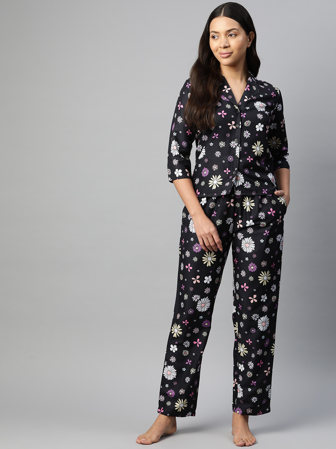 

Popnetic Floral Printed Night suit, Black