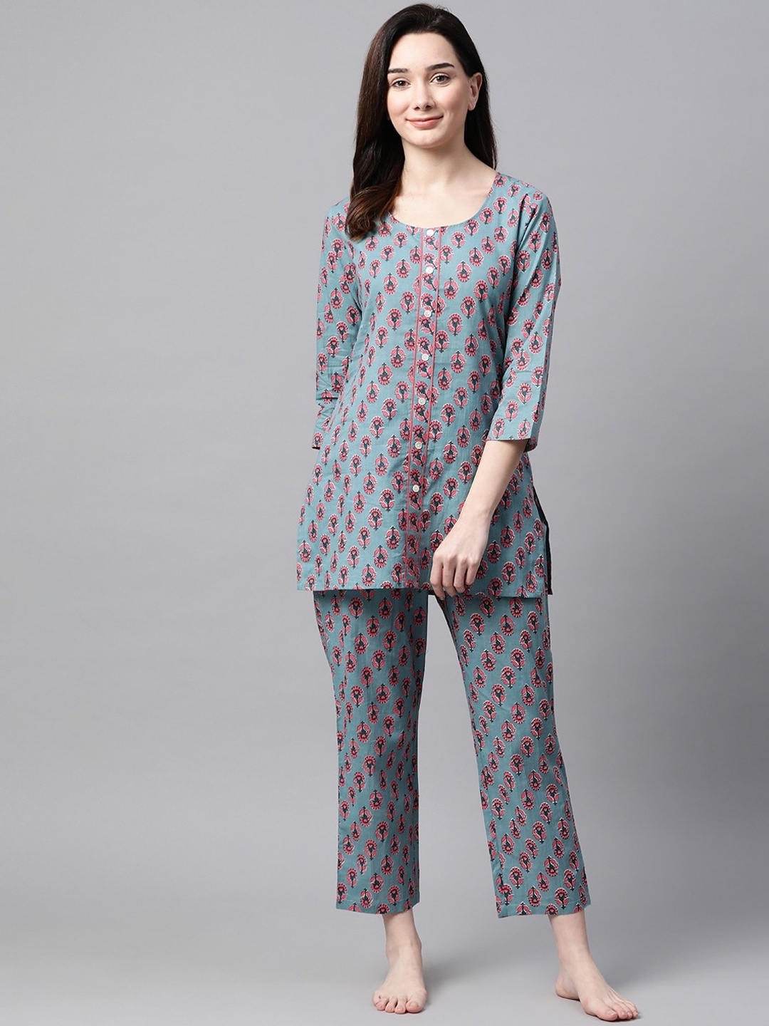 

Meeranshi Floral Printed Pure Cotton Night Suit, Blue