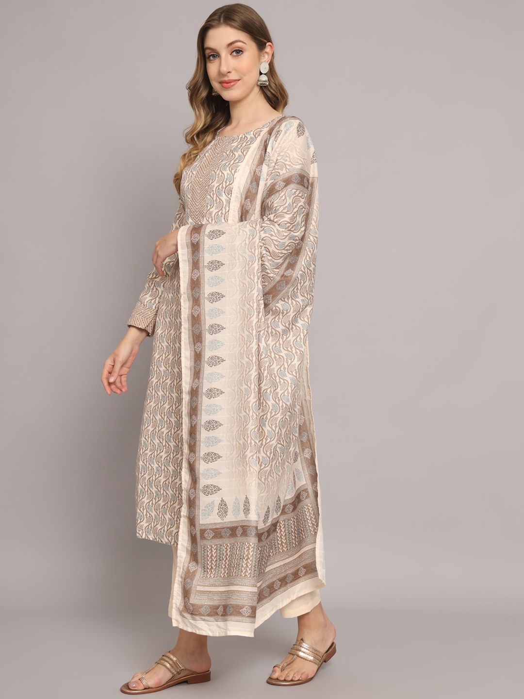 

Silai Bunai Women White Ethnic Motifs Printed Kurta with Trousers & With Dupatta