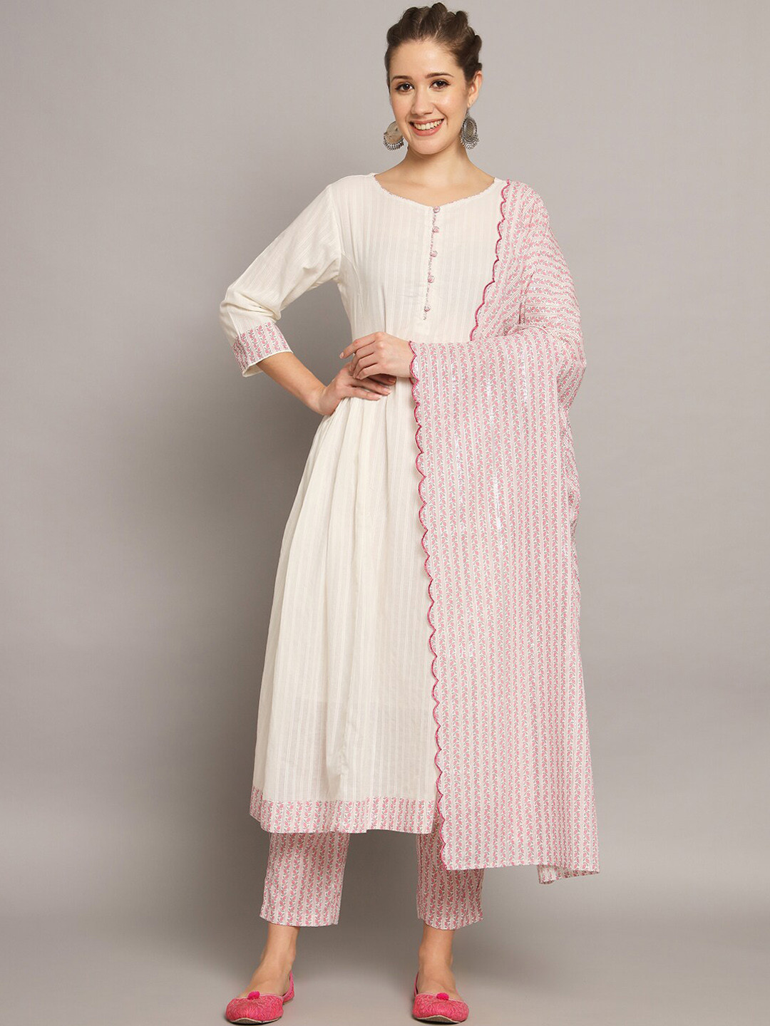 

Silai Bunai Women Off White Kurta with Trousers & With Dupatta