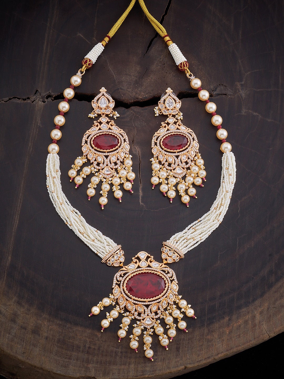 

Kushal's Fashion Jewellery Gold-Plated Kundan Studded & Beaded Jewellery Set, Red