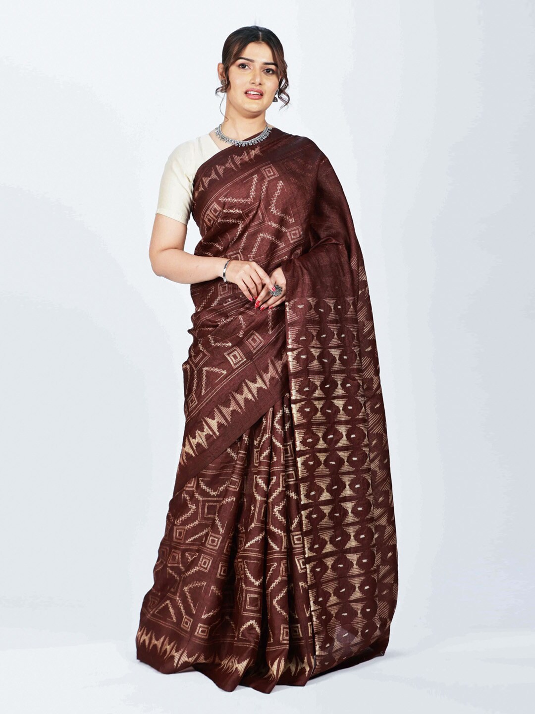 

ReshaWeaves Geometric Shibori Tie and Dye Pure Silk Tussar Saree, Brown