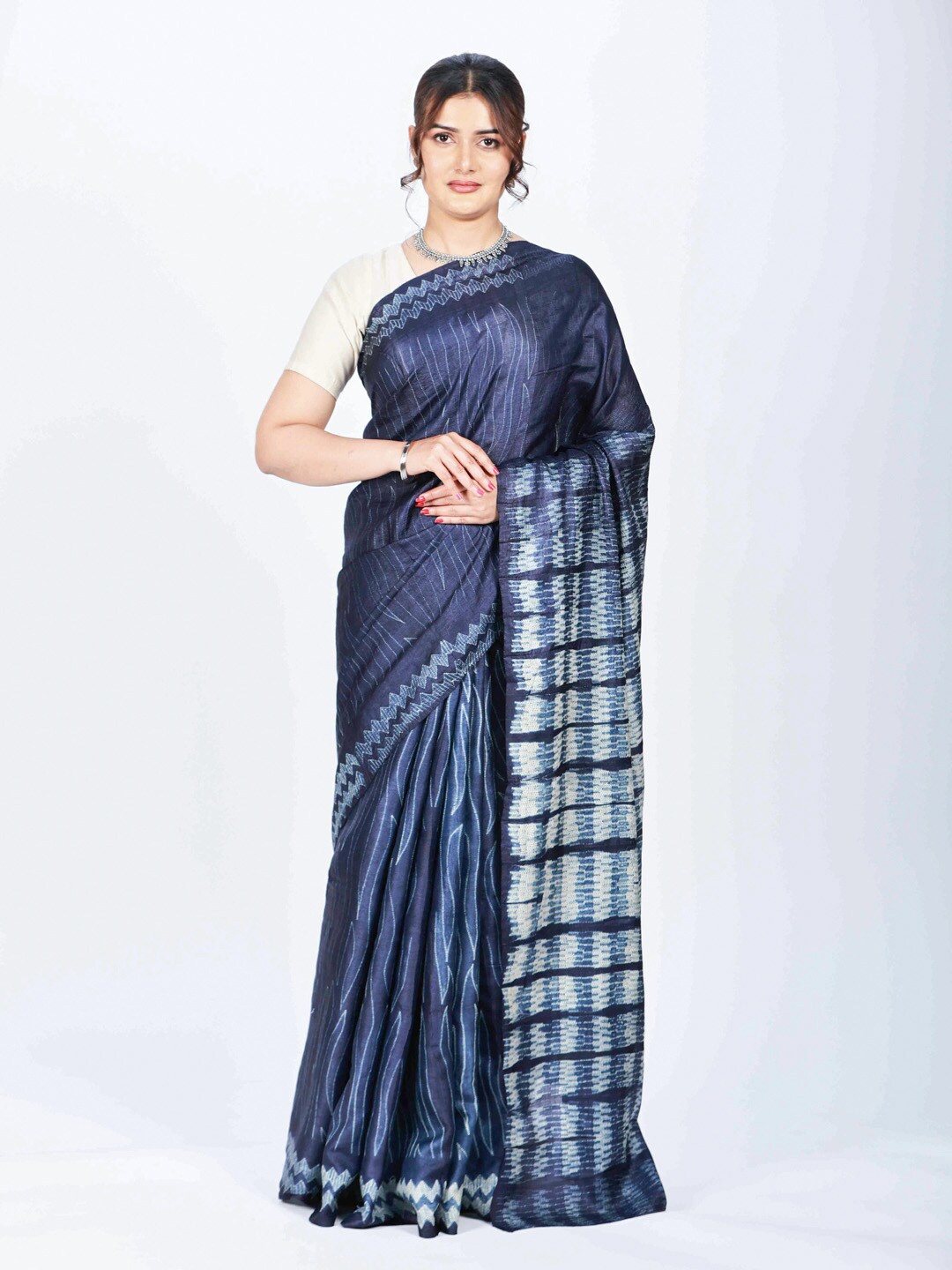 

ReshaWeaves Tie and Dye Pure Silk Tussar Saree, Blue