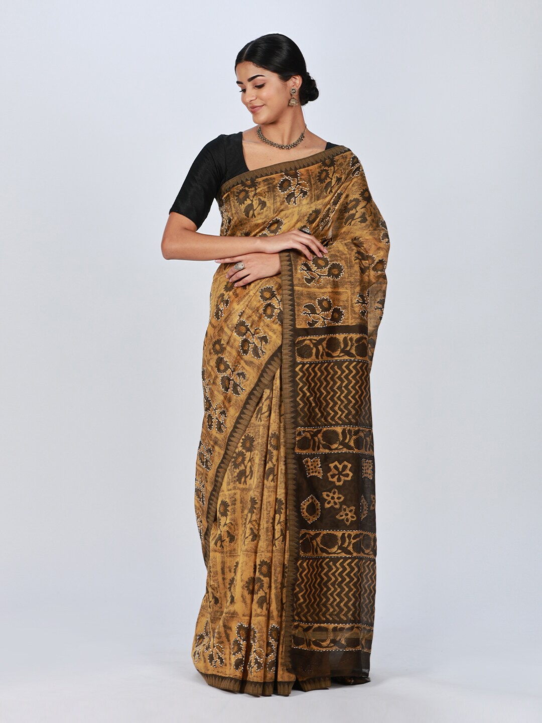 

ReshaWeaves Silk Cotton Block Print Saree, Brown