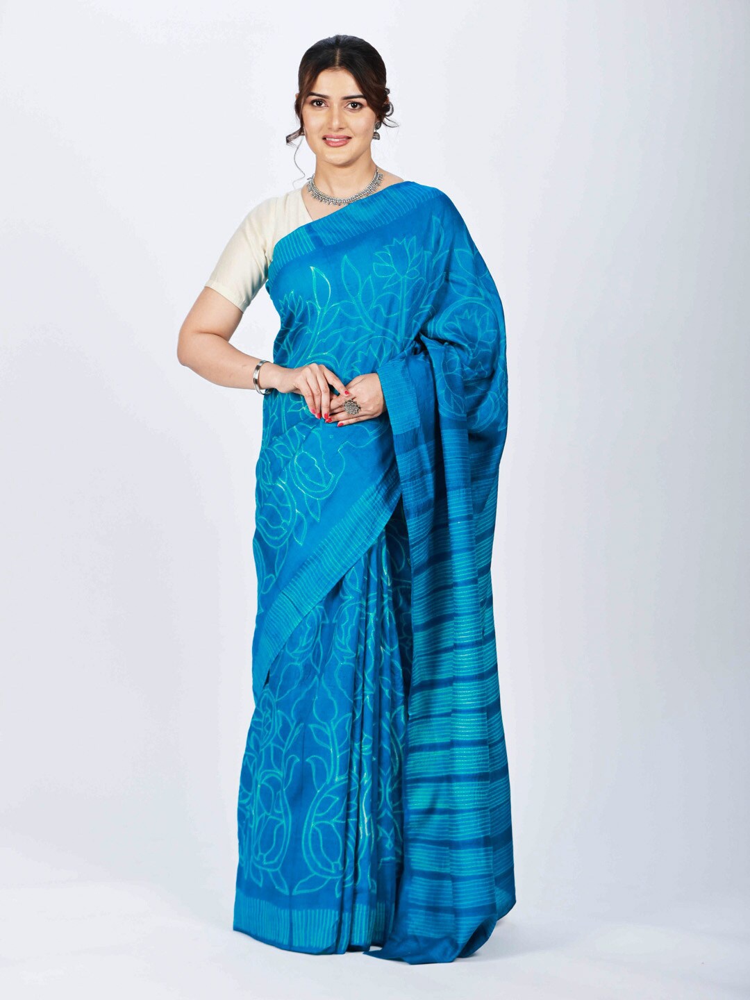 

ReshaWeaves Floral Printed Pure Silk Tussar Saree, Blue