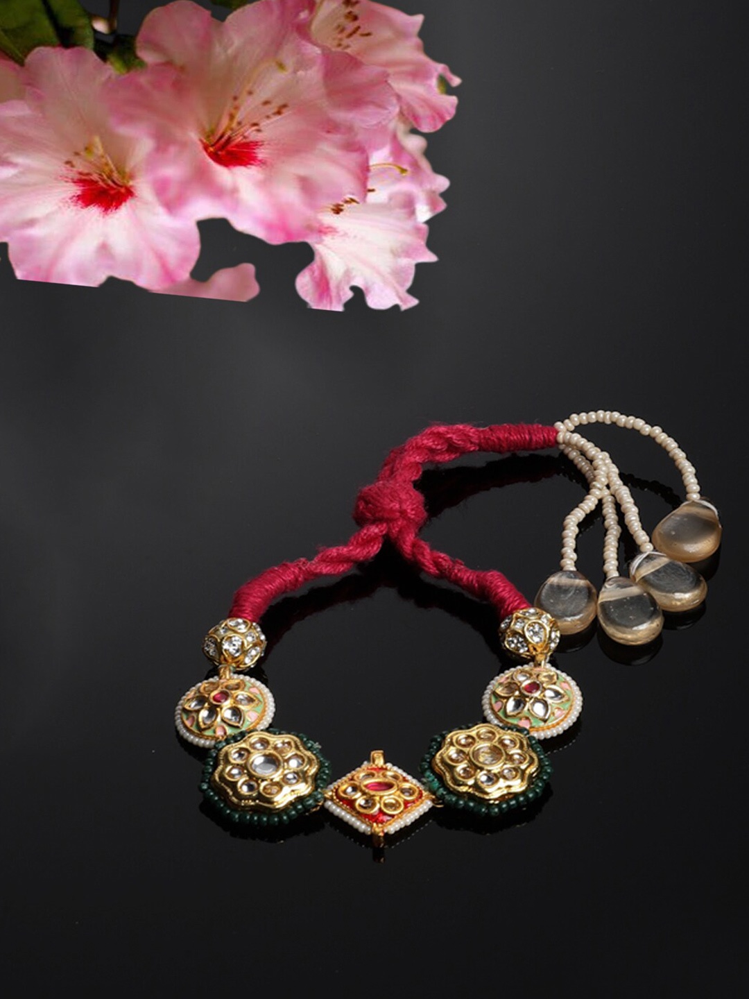 

DUGRISTYLE Women Kundan Gold-Plated Multistrand Bracelet, Green