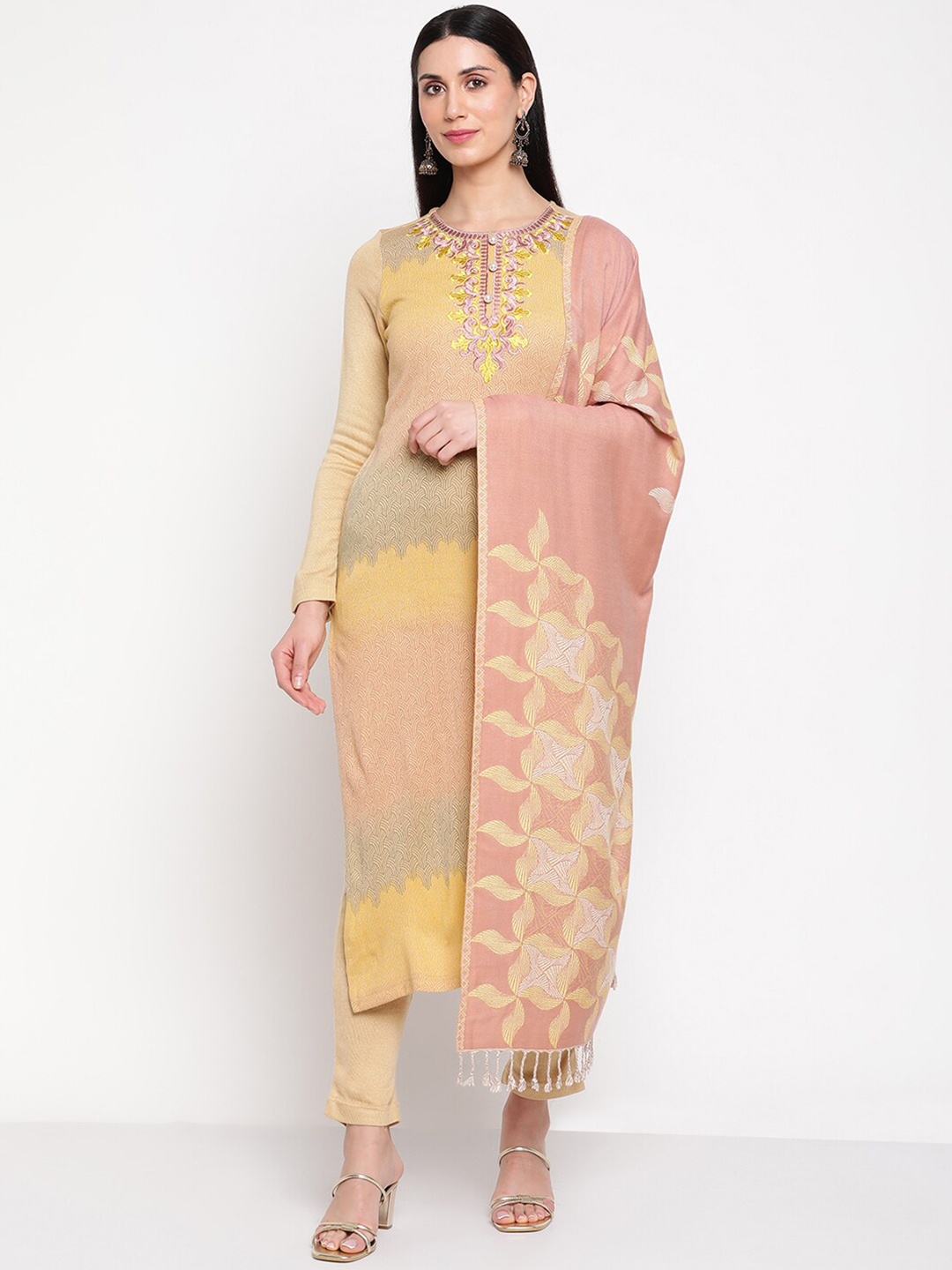 

Be Indi Women Ethnic Motifs Printed Winter Kurta with Trousers & Dupatta, Beige