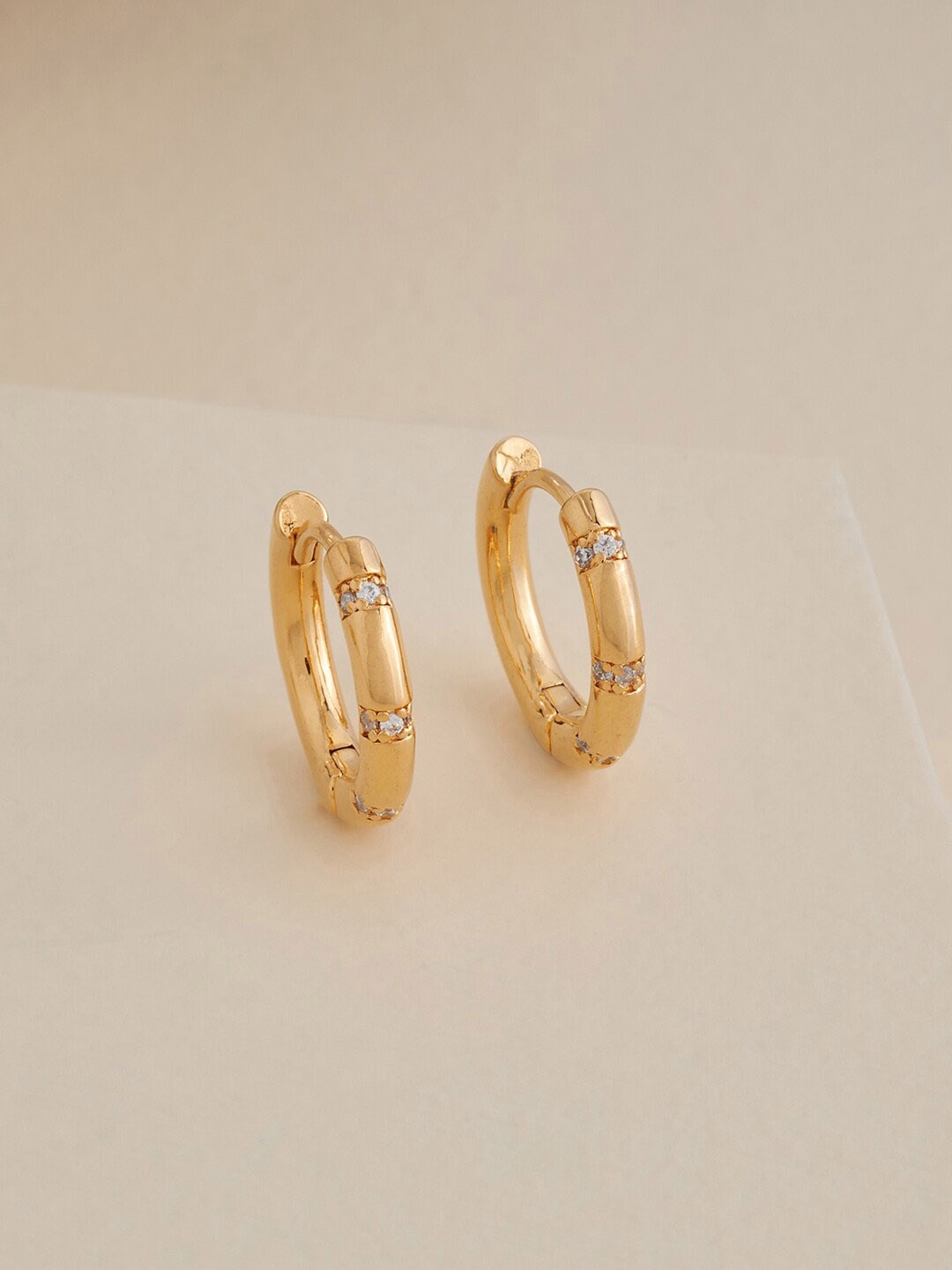 

Kushal's Fashion Jewellery Gold Plated Contemporary Hoop Earrings, White