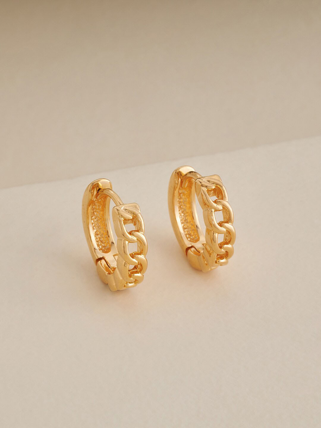 

Kushal's Fashion Jewellery Gold-Plated Contemporary Hoop Earrings