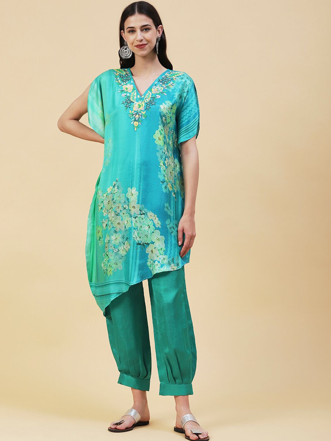 

Envy Me by FASHOR Floral Printed Sequinned Kurta with Salwar, Turquoise blue