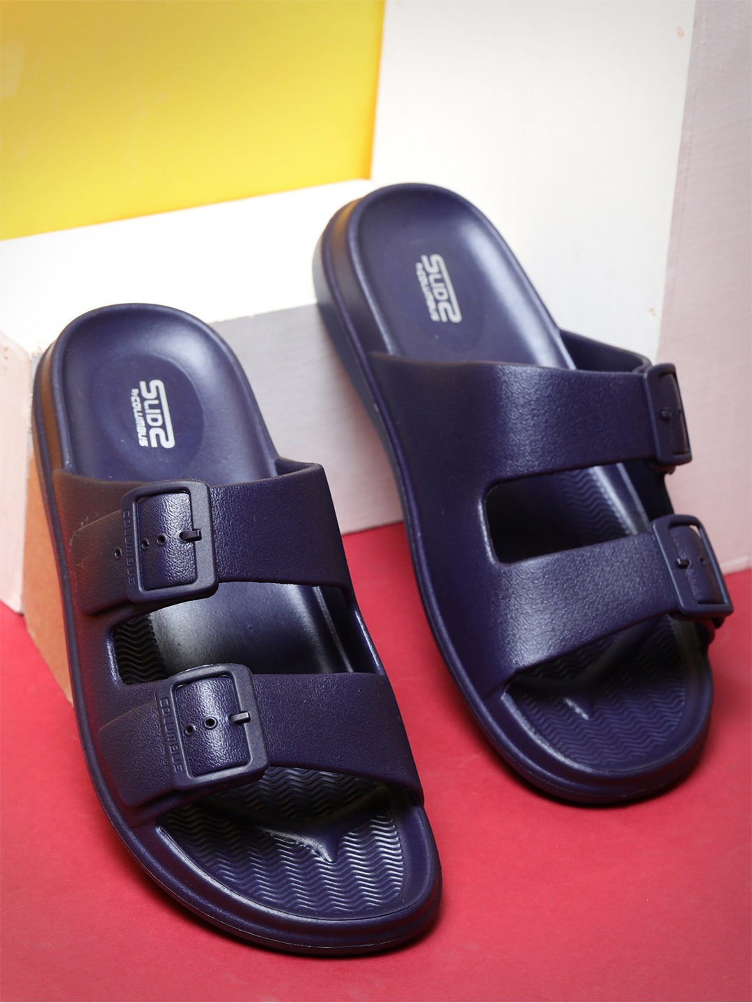 

Columbus Men Buckled Slip On Flip Flops, Navy blue