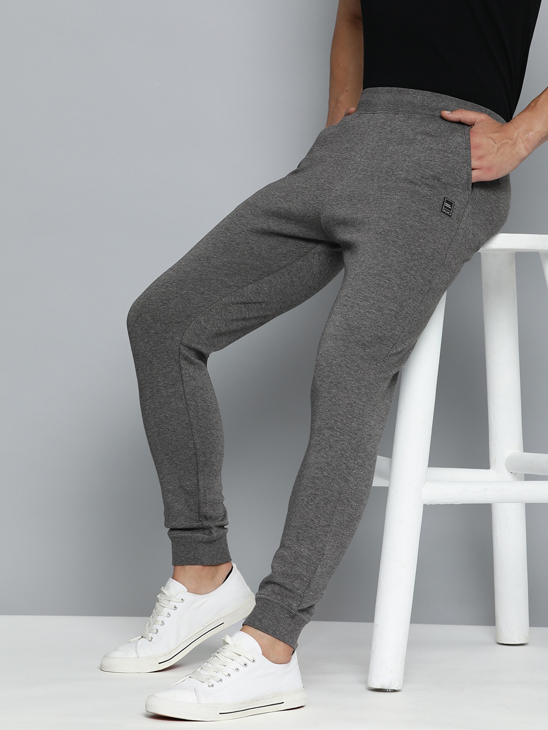 

Indian Terrain Men Slim Fit Pure Cotton Joggers With Drawstring Closure, Grey