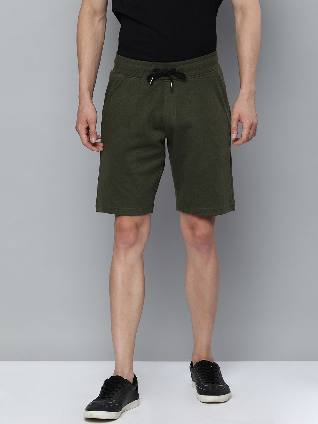 

Indian Terrain Men Green Slim Fit Shorts