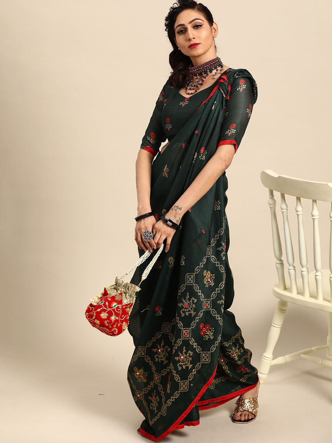 

Saree mall Floral Mirror Work Jute Silk Banarasi Sarees, Green
