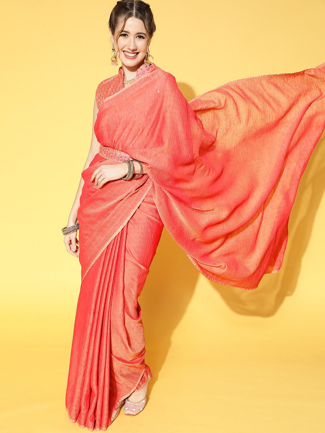 

Saree mall Abstract Printed Sarees, Pink