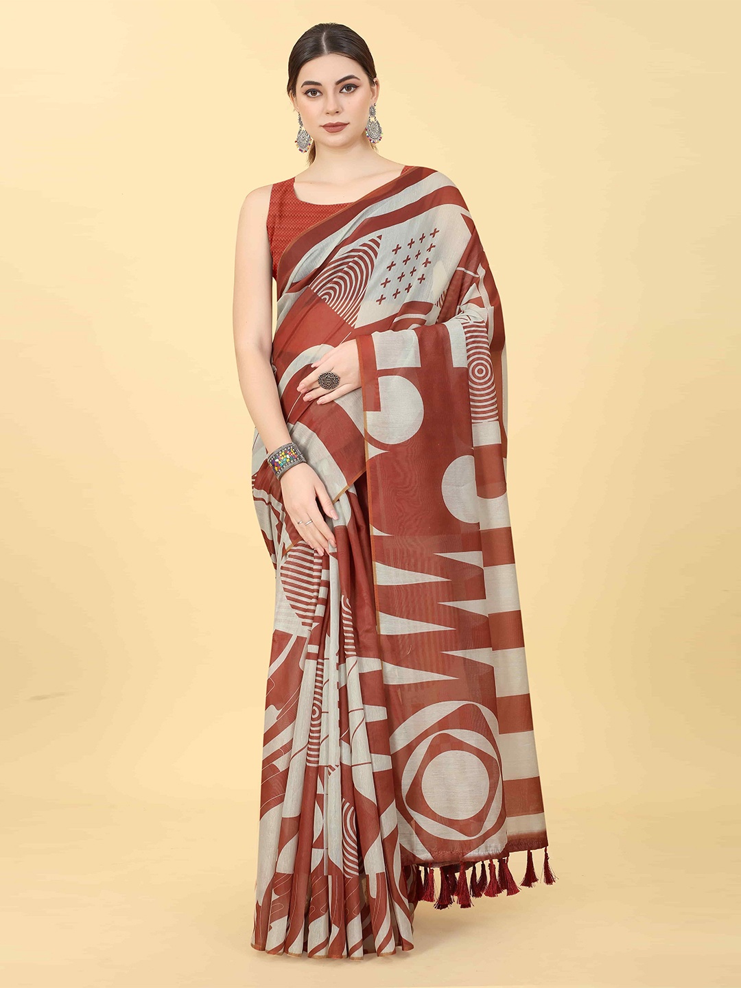 

Silk Land Geometric Printed Chanderi Saree, Maroon