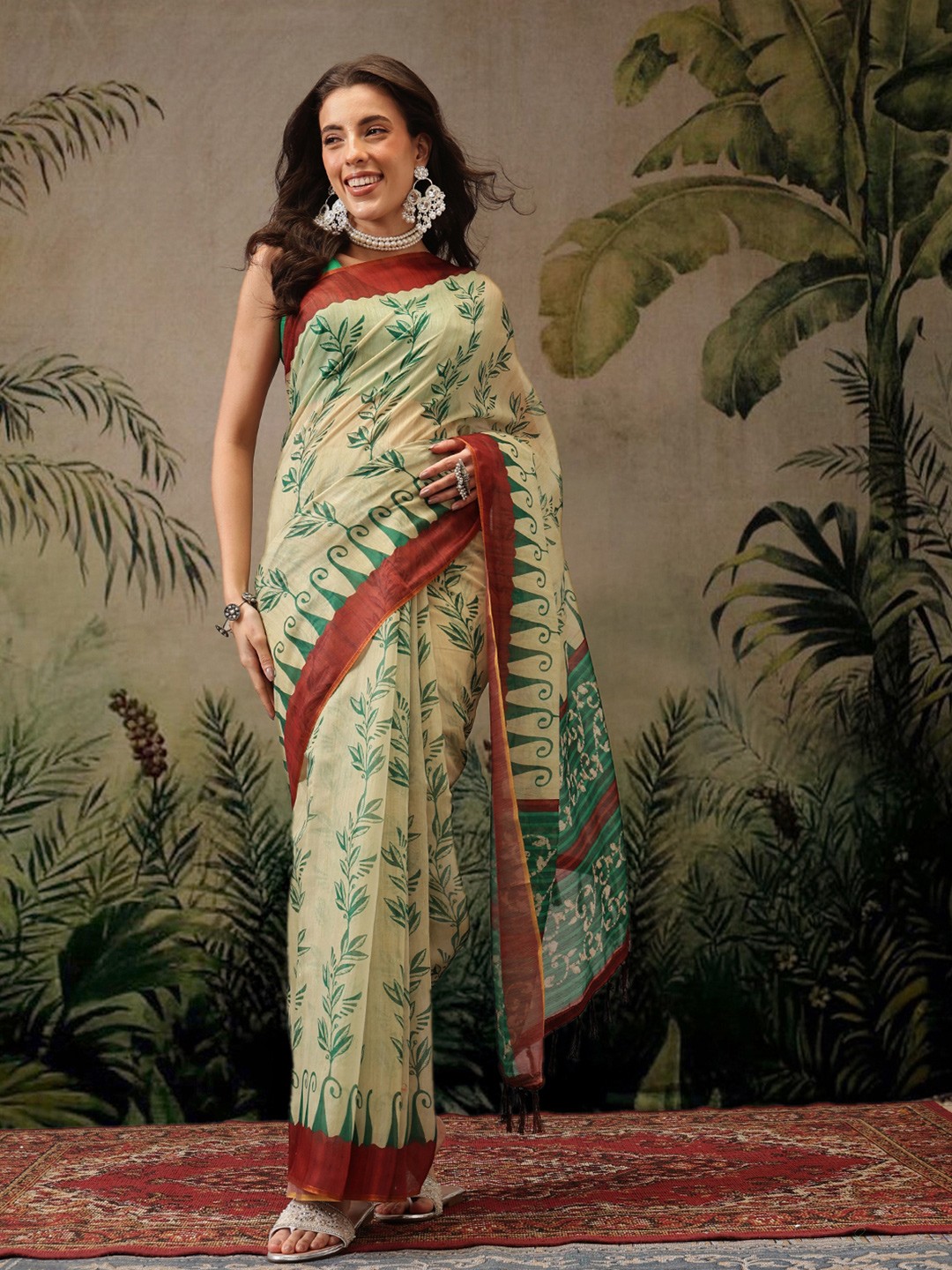 

Silk Land Floral Chanderi Cotton Digital Print Saree, Beige