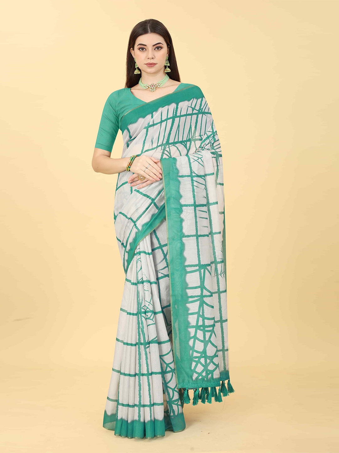 

Silk Land Checked Chanderi Cotton Digital Print Saree, Green