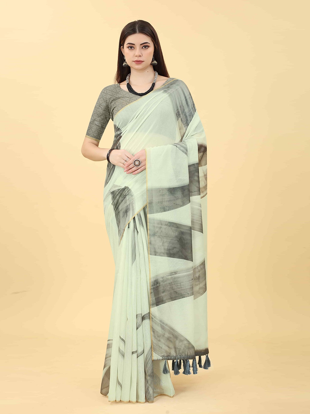 

Silk Land Abstract Zari Chanderi Saree With Tassel, Green