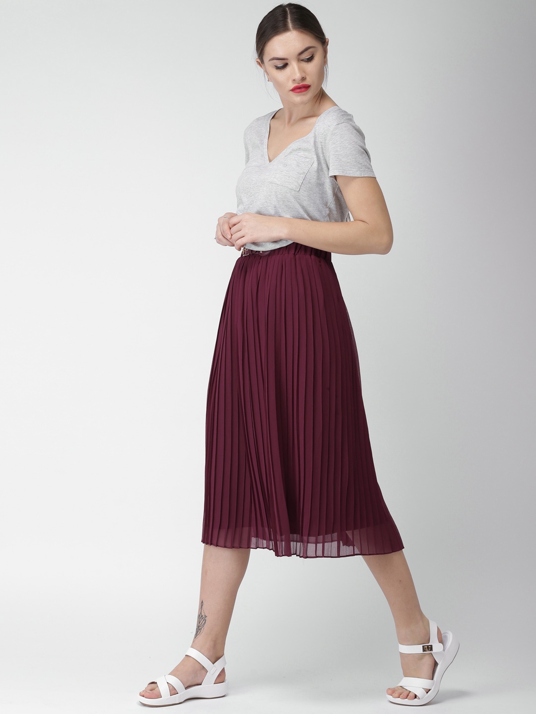 

Mast & Harbour Maroon Pleated Midi A-line Skirt