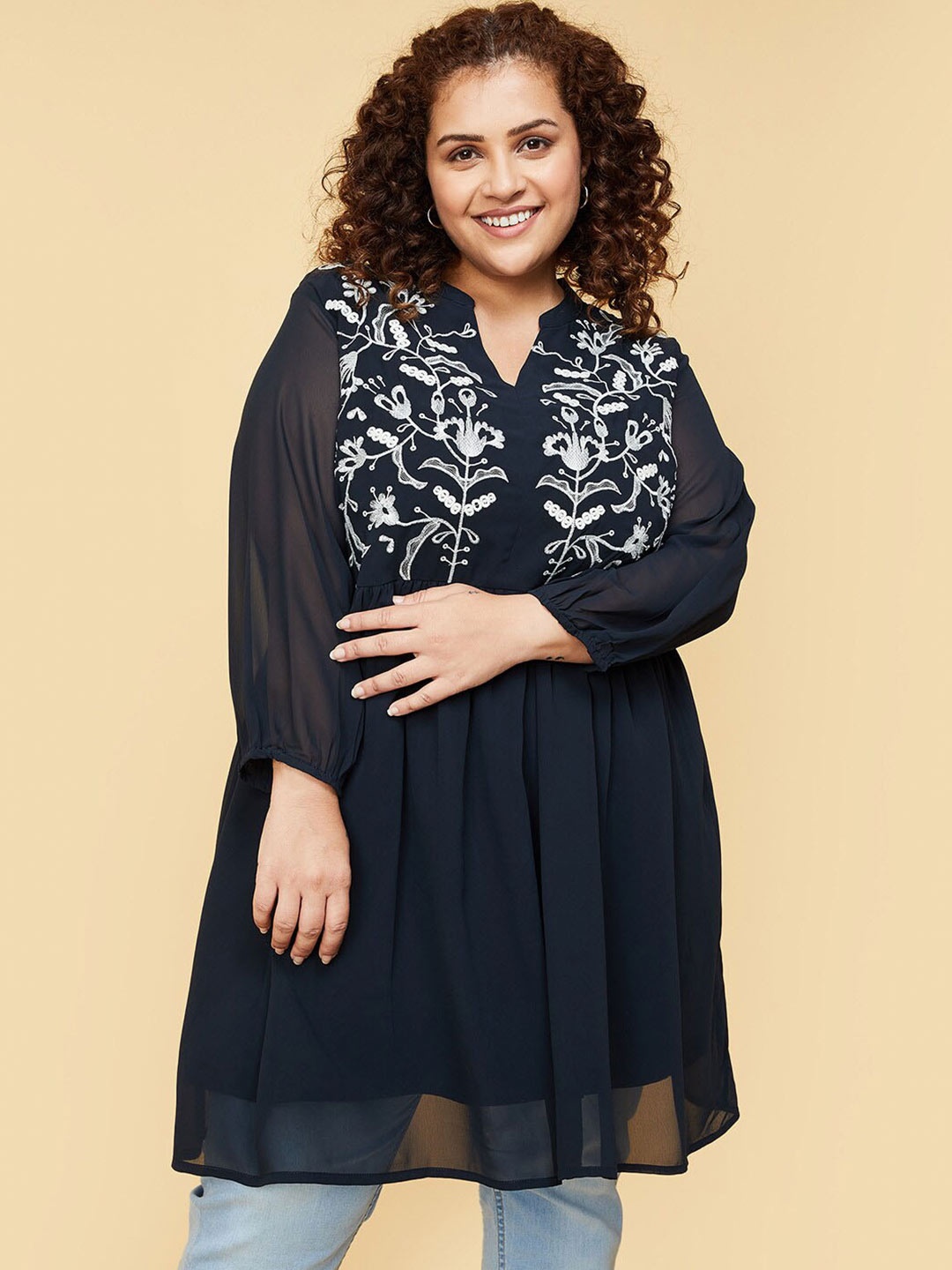 

max Floral Embroidered Mandarin Collar Tunic, Blue