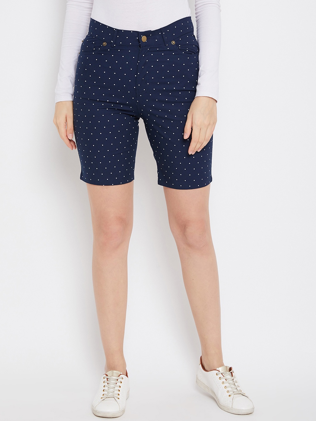 

Hypernation Women Printed Cotton Slim Fit High-Rise Shorts, Navy blue