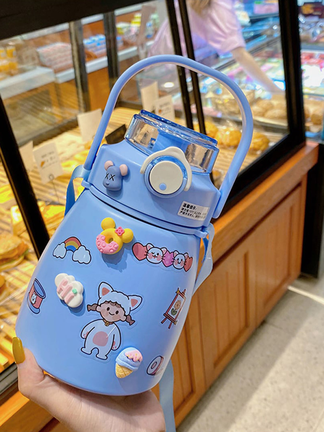 

Little Surprise Box LLP Kids Blue Stainless Steel DIY Sticker Water Bottle & Handle 820 ml