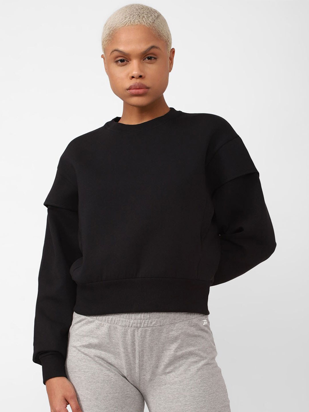 

Reebok Women Dreamblend CO Midlayer Sweatshirt, Black