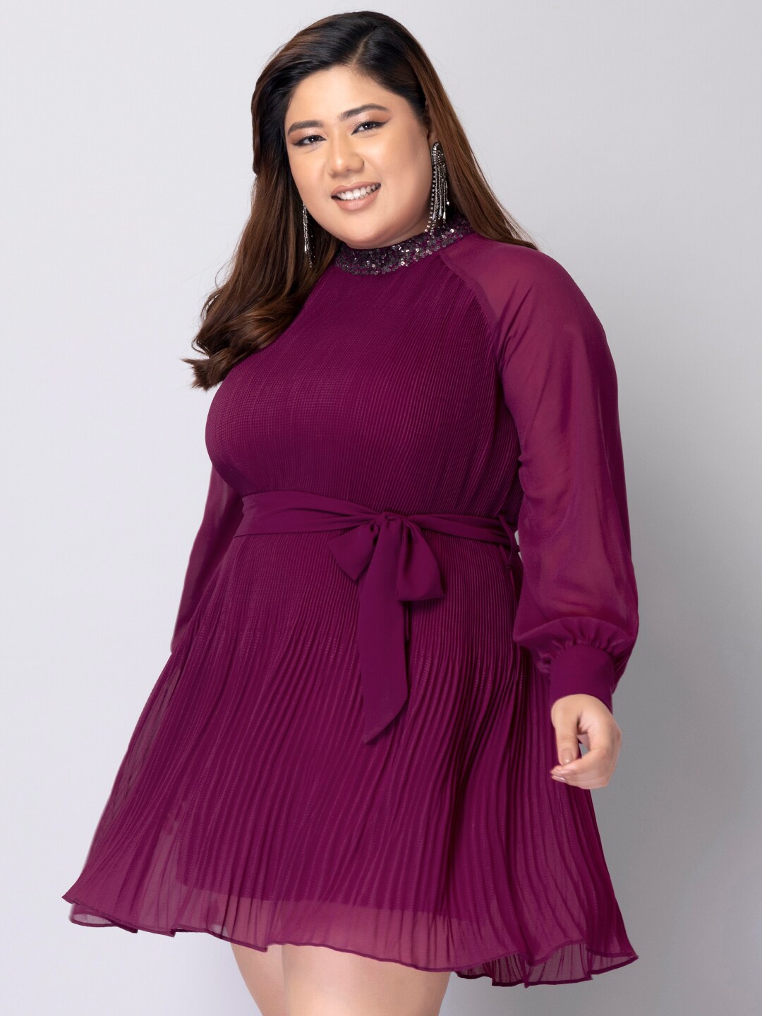 

FabAlley Curve Cuffed Sleeves Georgette Dress, Burgundy