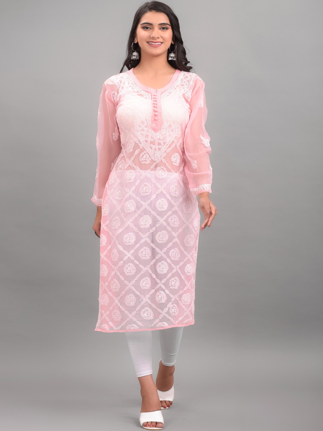 

Apratim Women Peach-Coloured Geometric Embroidered Chikankari Georgette Kurta