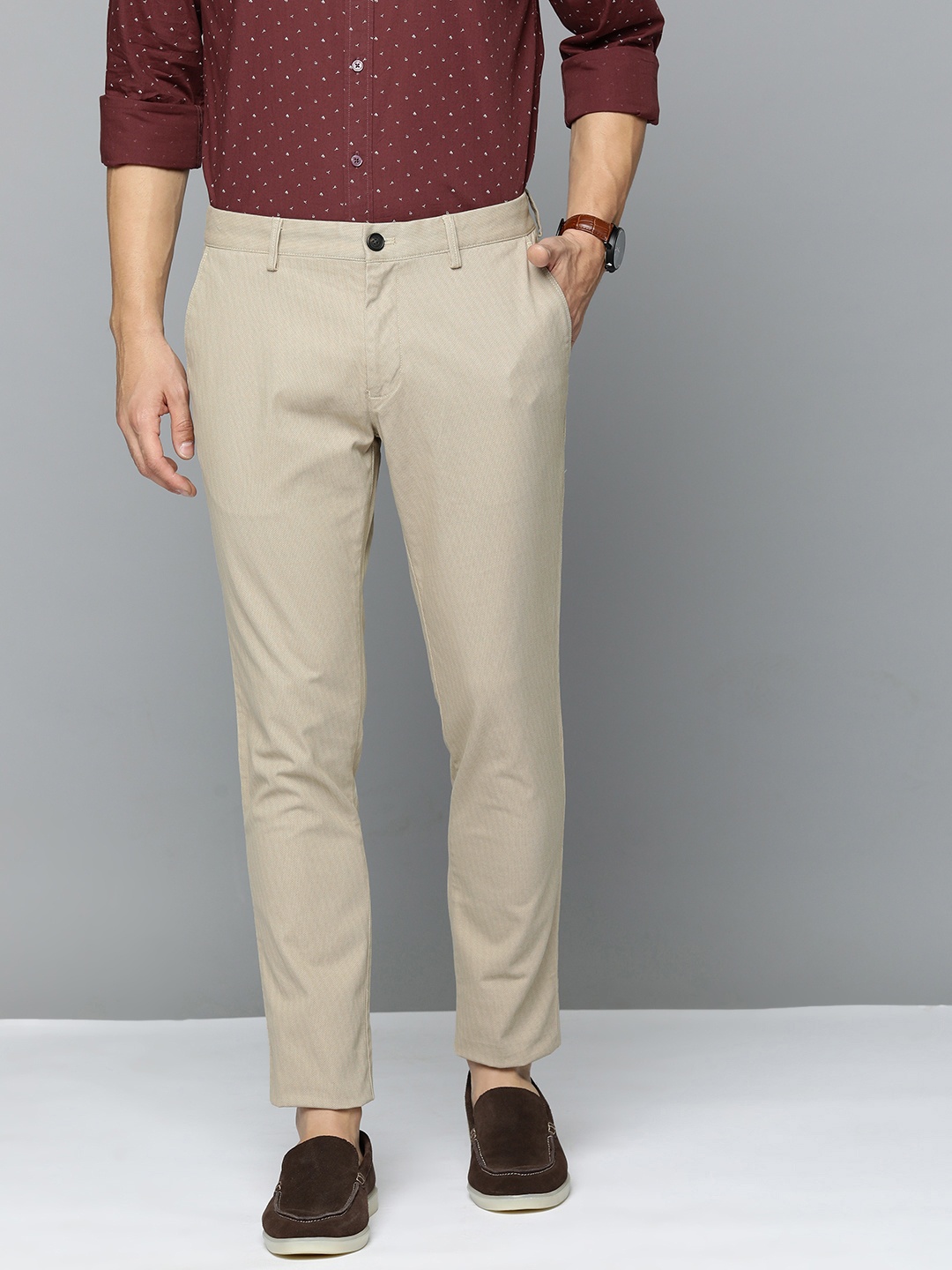 

Indian Terrain Men Brooklyn Slim Fit Trousers, Beige
