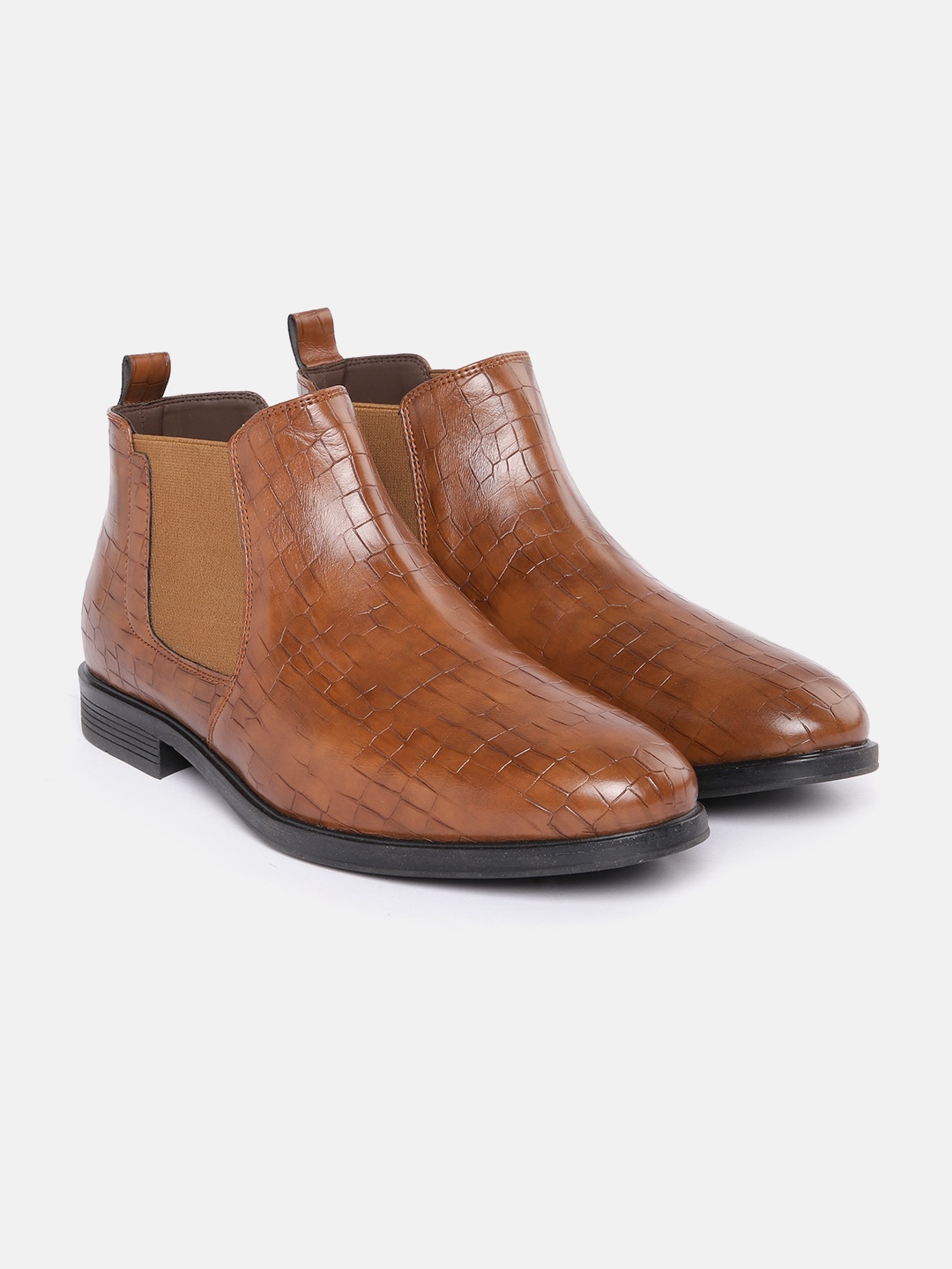 

Carlton London Men Textured Chelsea Boots, Tan