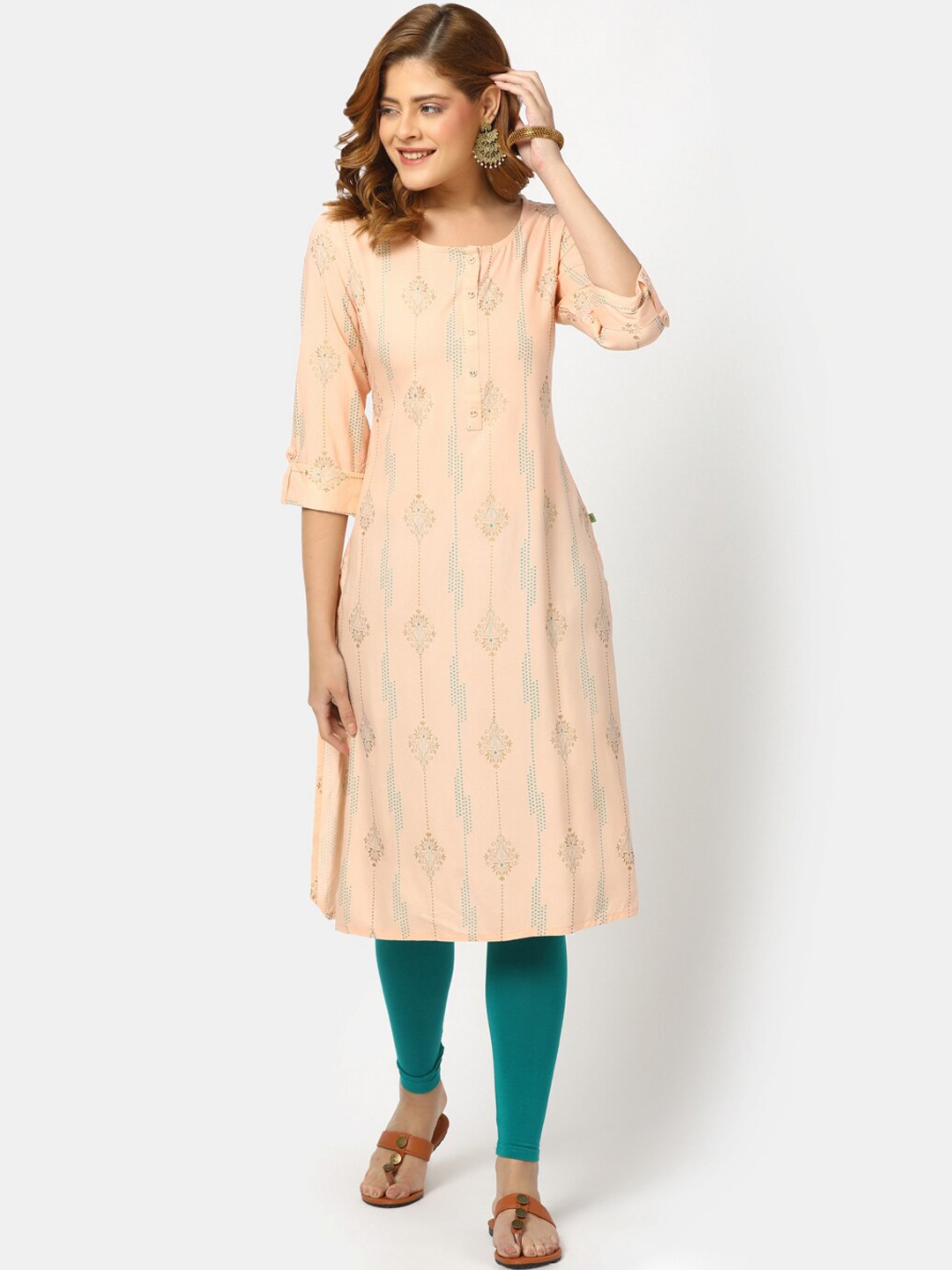 

V-Mart Women Peach-Coloured Ethnic Motifs Embellished Gotta Patti Anarkali Kurta