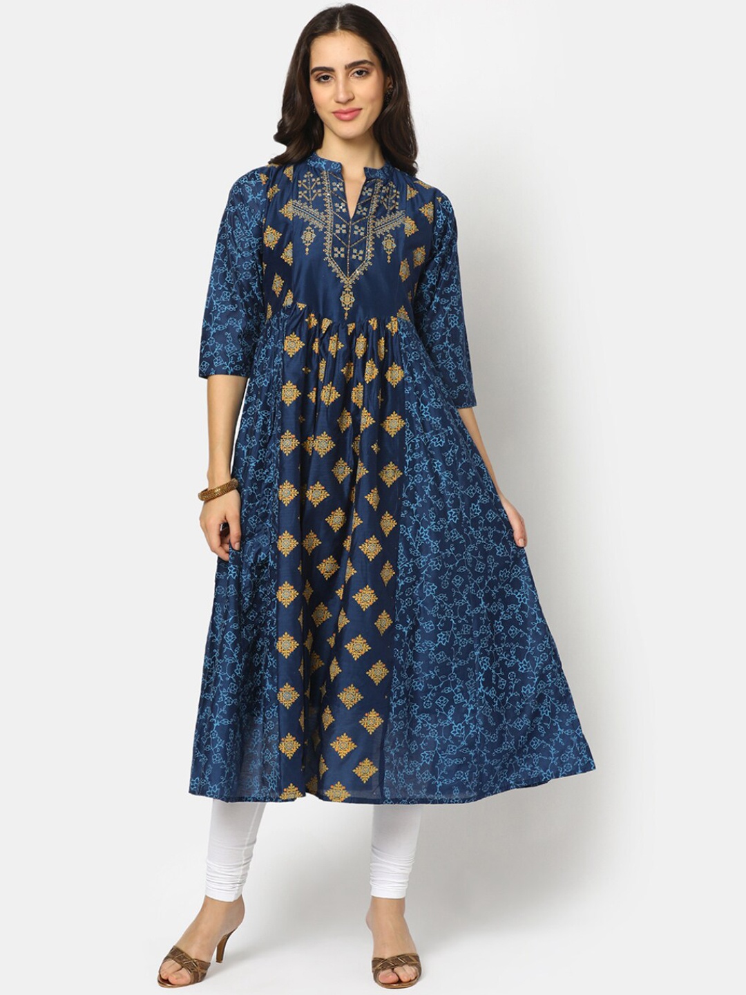 

V-Mart Women Blue Ethnic Motifs Yoke Design Thread Work Kurta