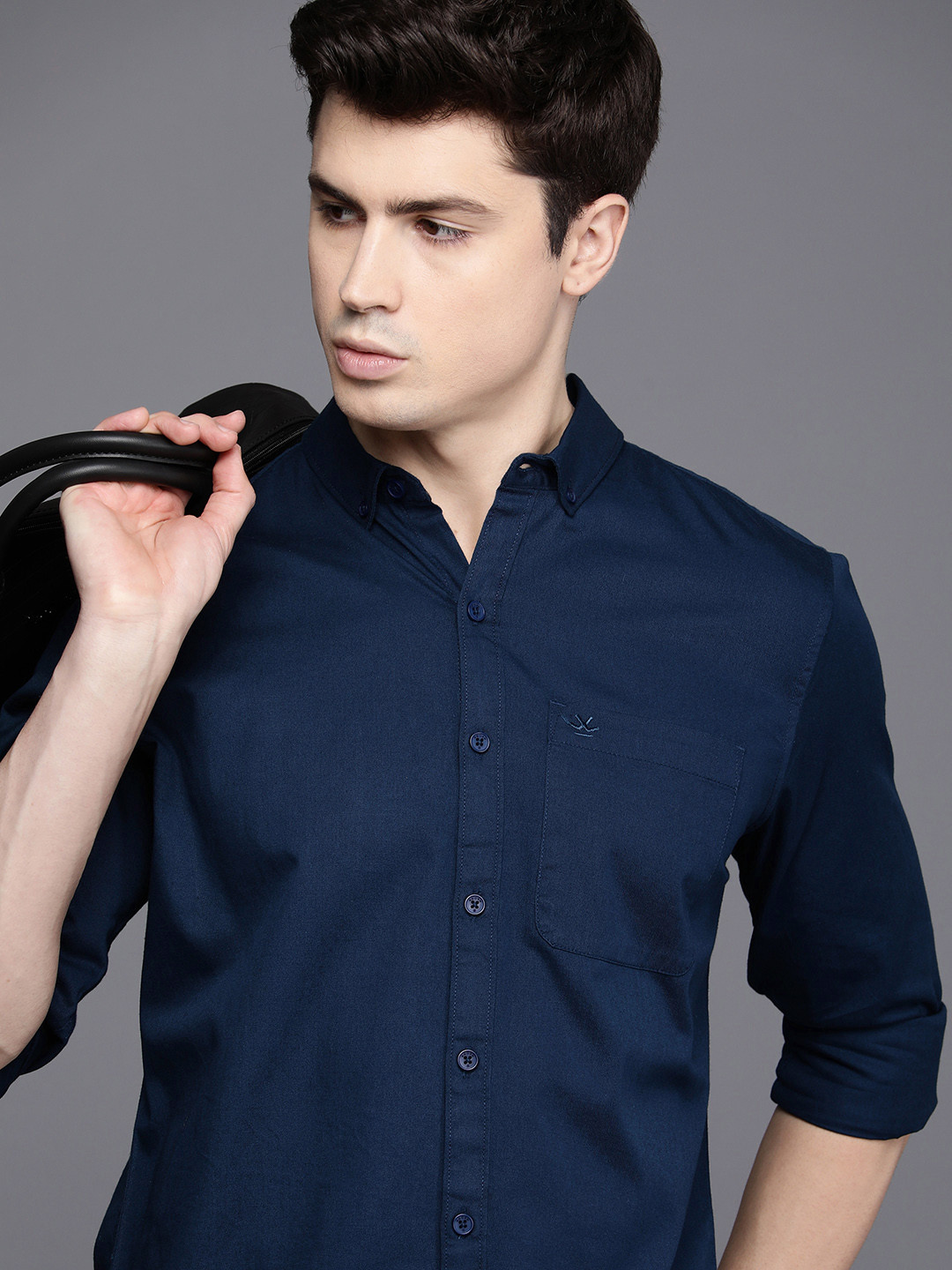 

WROGN Men Pure Cotton Slim Fit Casual Shirt, Navy blue