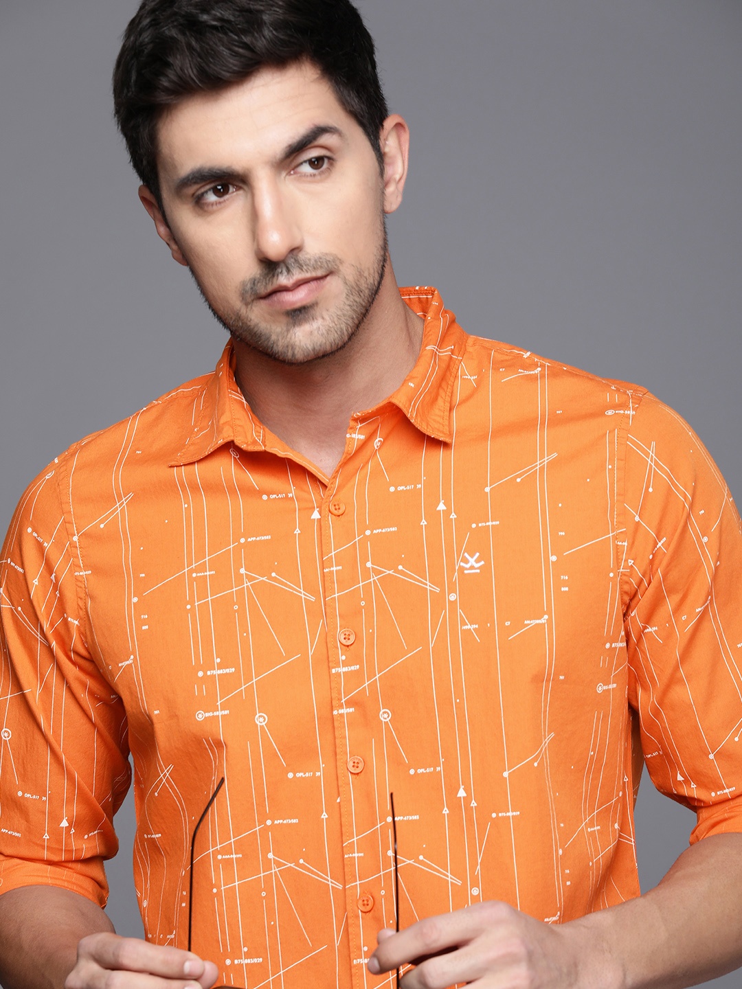 

WROGN Men Slim Fit Geometric Opaque Printed Pure Cotton Casual Shirt, Orange