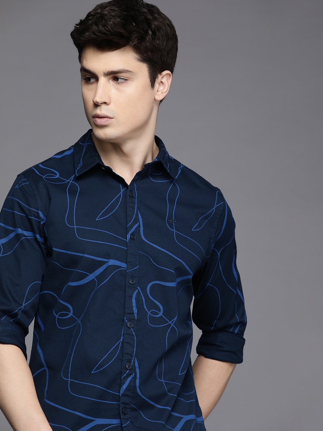 

WROGN Slim Fit Abstract Printed Pure Cotton Casual Shirt, Navy blue