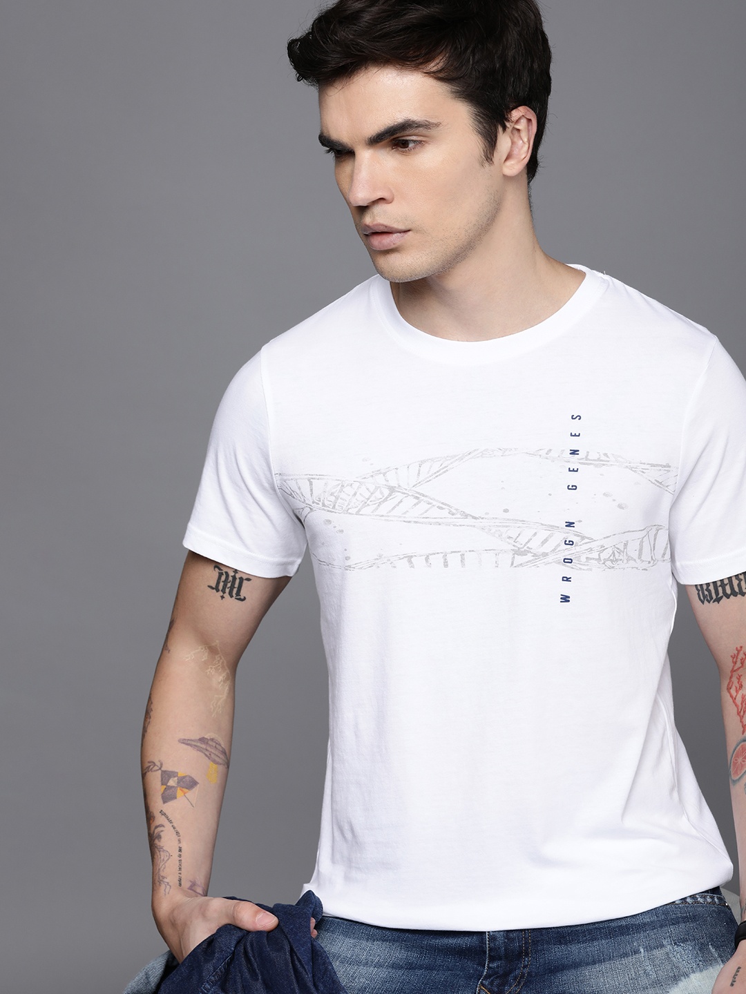 

WROGN Men Pure Cotton Graphic Printed Slim Fit T-shirt, White