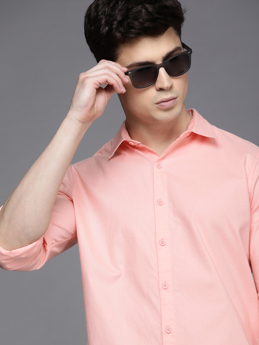 

WROGN Solid Slim Fit Pure Cotton Casual Shirt, Peach