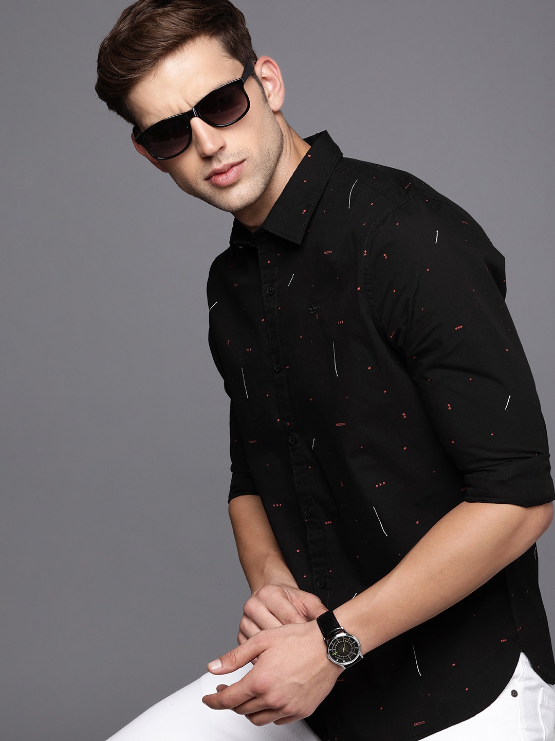 

WROGN Slim Fit Geometric Printed Pure Cotton Casual Shirt, Black