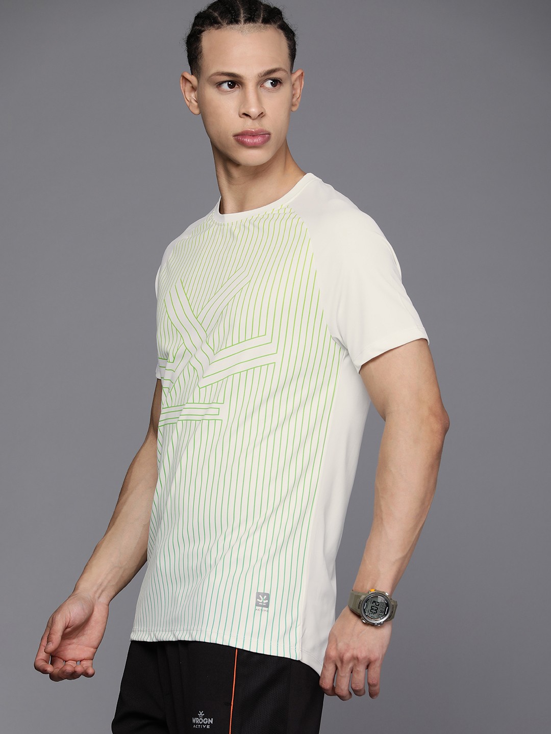 

WROGN ACTIVE Men Dry Pro Striped Brand Logo Printed Sports T-shirt, White