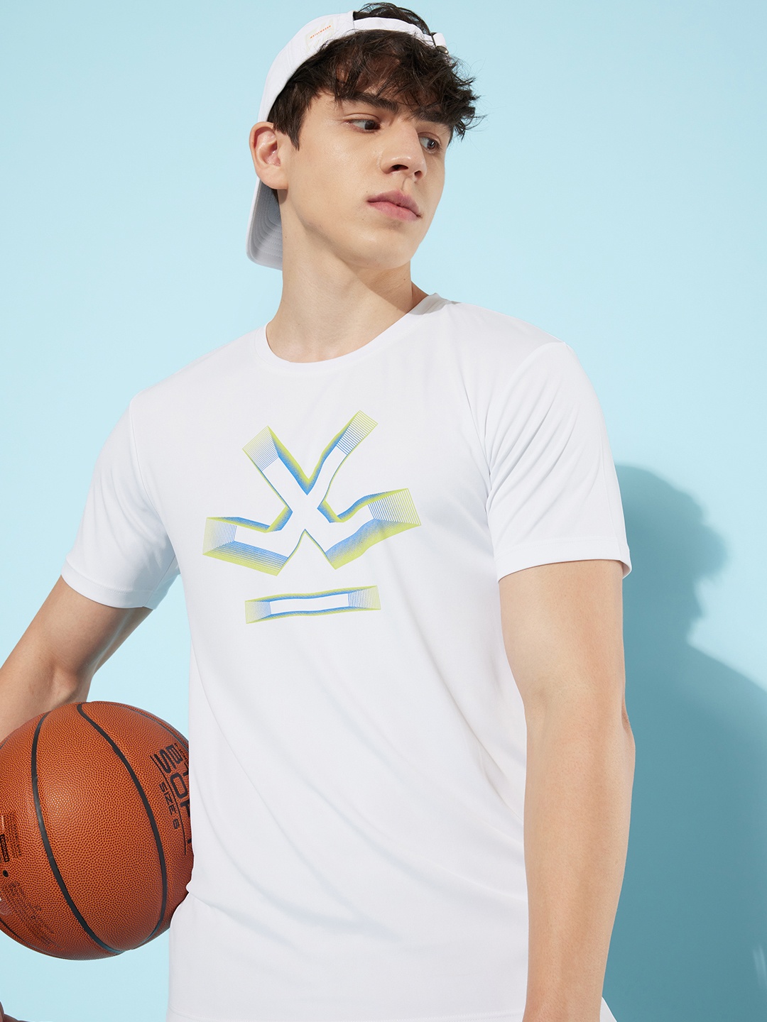 

WROGN ACTIVE Men Brand Logo Printed Slim Fit Sports T-shirt, White