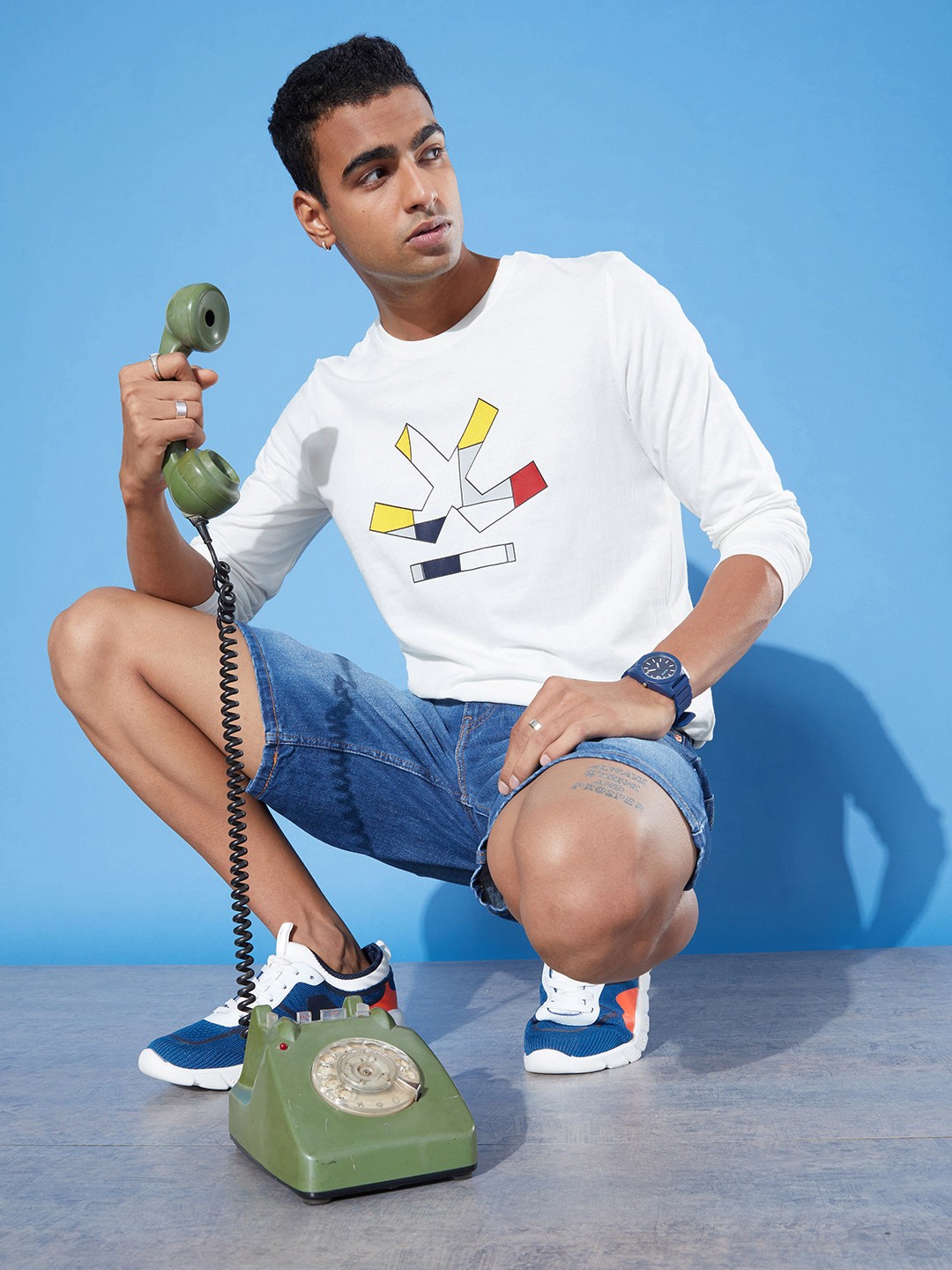 

WROGN Bright White Printed Pure Cotton Slim Fit Reimagined Logo T-shirt