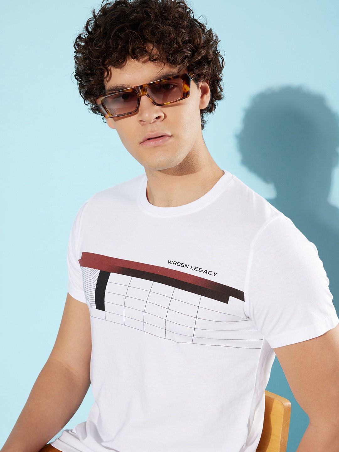 

WROGN Geometric & Typography Printed Pure Cotton Slim Fit T-shirt, White